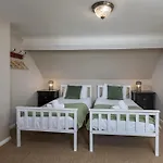 Adventure House - Holiday home Whitby