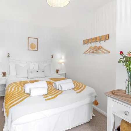 Adventure House - Holiday home Whitby