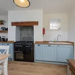 Adventure House - Holiday home *