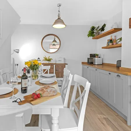 Adventure House - Prázdninový dům *